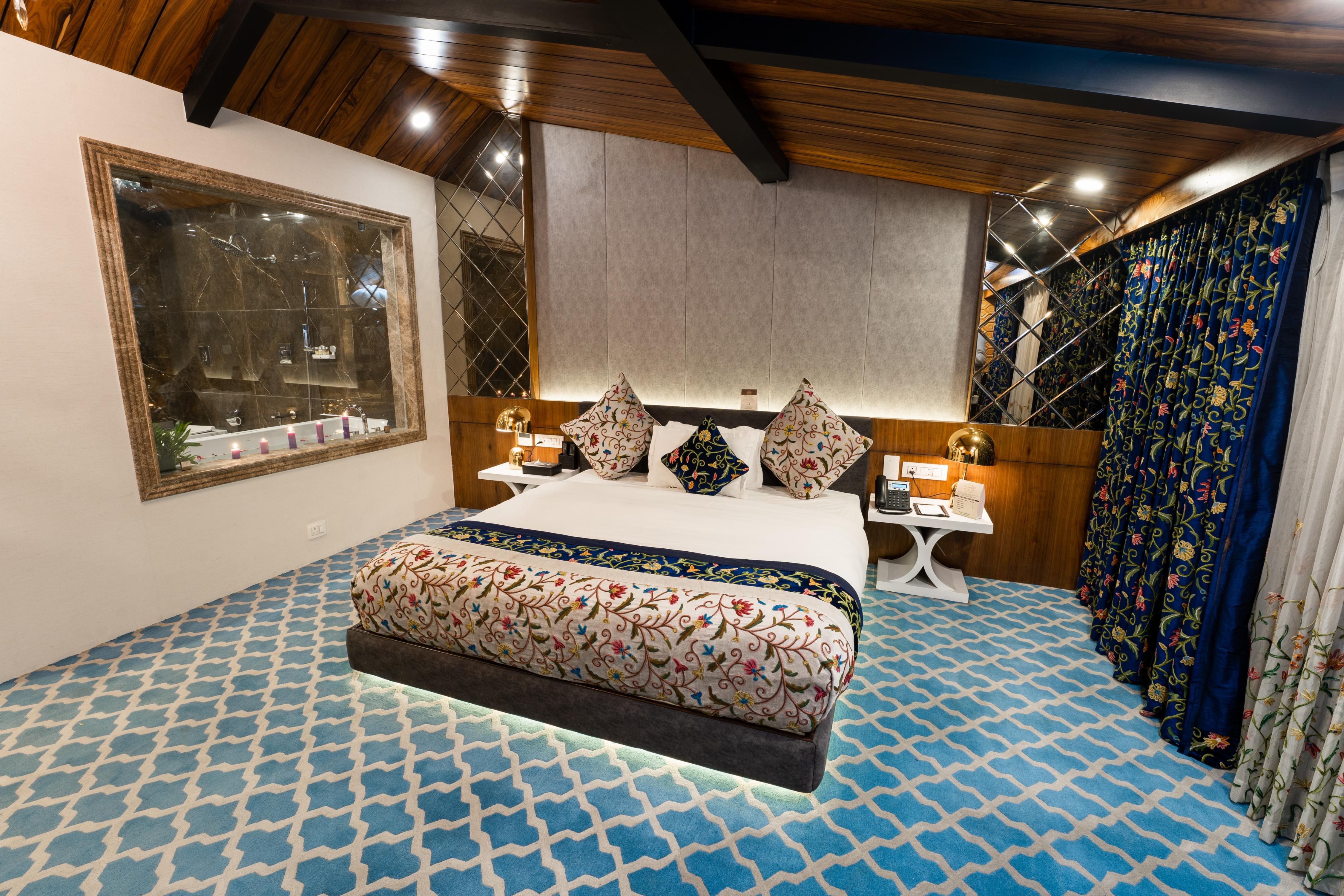 Hotel Snowland Boutique Luxury Near Dal Lake - Tap to explore photos