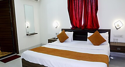 Hotel Ashok Palace 200m from Taj Mahal Room Type - Standard Double Bed Room