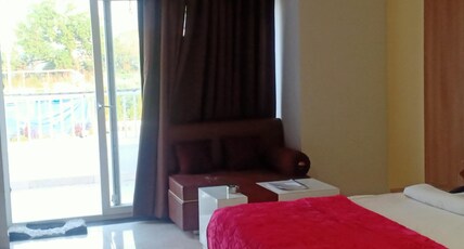 HOTEL SAVITRI SIGNATURE Room Type - EXECUTIVE