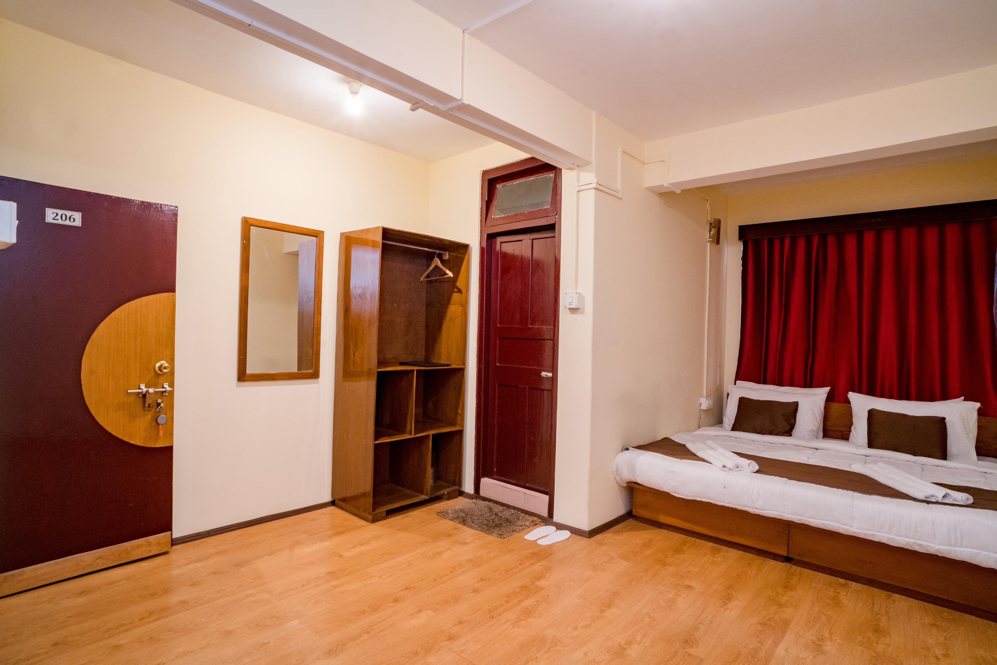 Magpie Mall Road Residency (MG Marg) Room Type - STANDARD ROOM