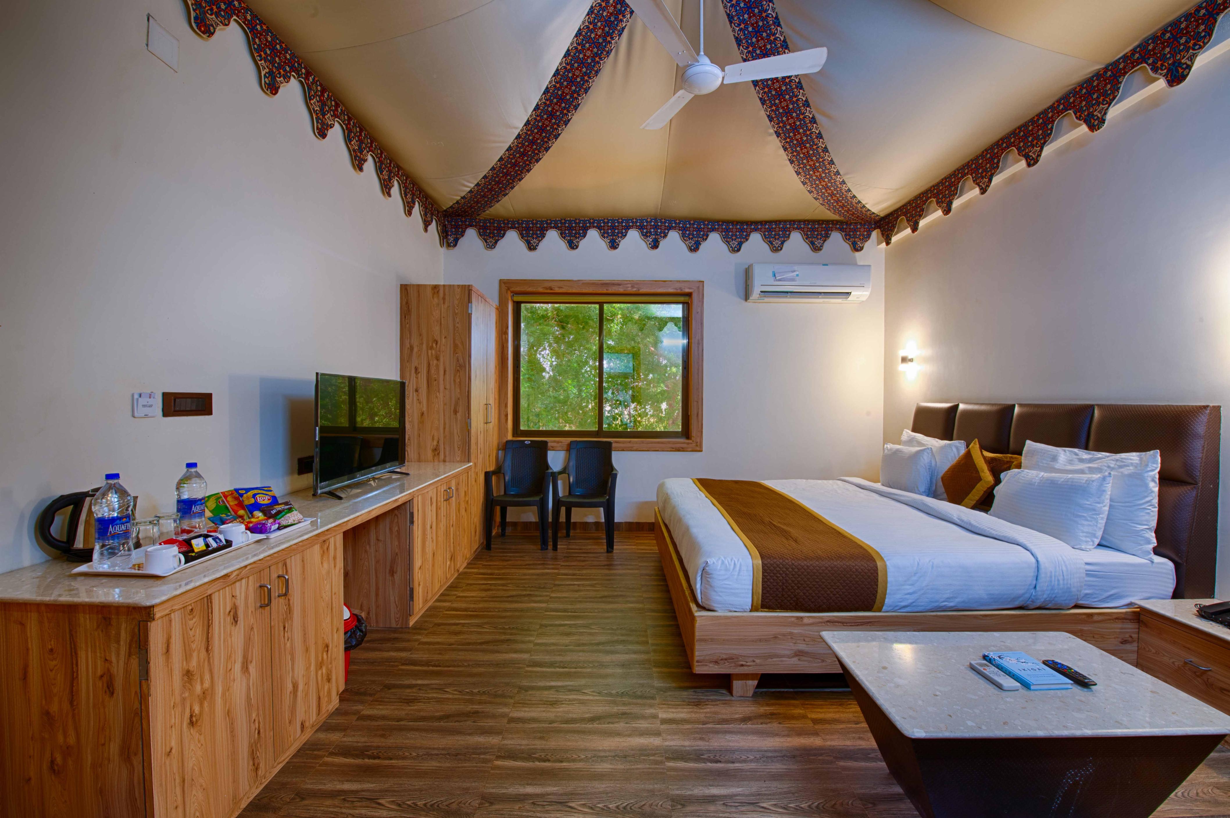 The Palm Resort Room Type - exotica King cottages