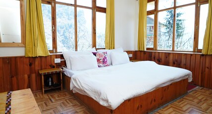 Solang Diaries Room Type - Bara Bhangal - Garden and valley View
