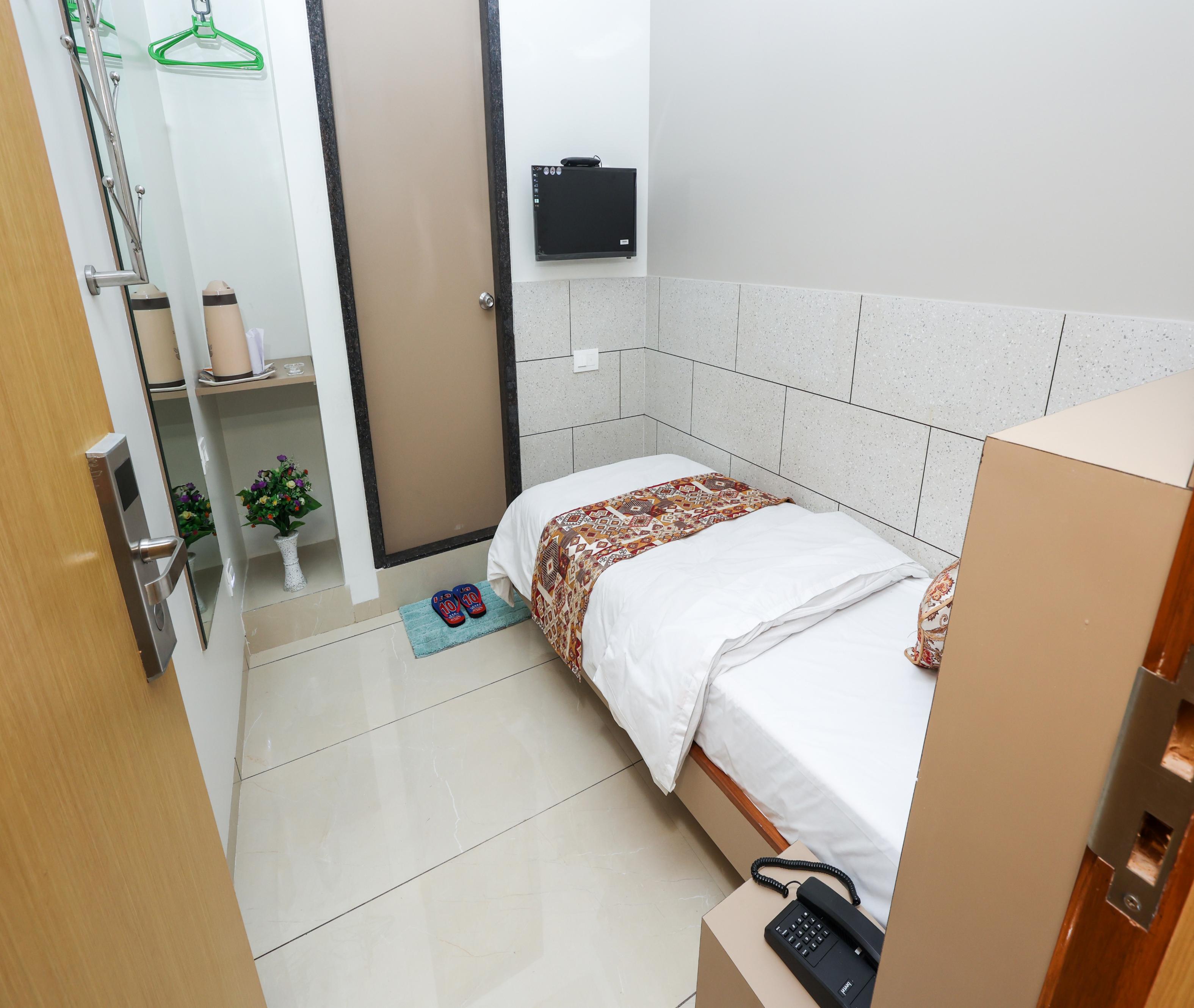 Hotel Signature - Near Surat Railway station - Tap to explore photos