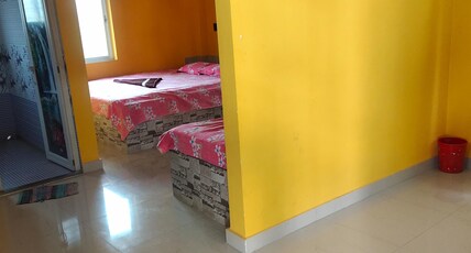 Sinjan Residency Room Type - NON AC TRIPLE BED DELUXE Sinjan Residency Room Type - NON AC TRIPLE BED DELUXE