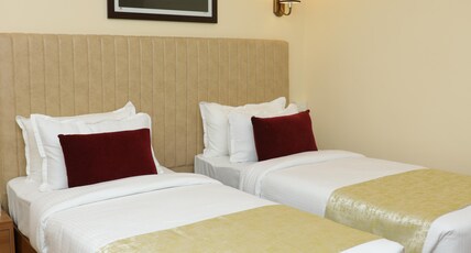 GADIRAJU PALACE CONVENTION CENTRE & HOTEL Room Type - Smart Room GADIRAJU PALACE CONVENTION CENTRE & HOTEL Room Type - Smart Room
