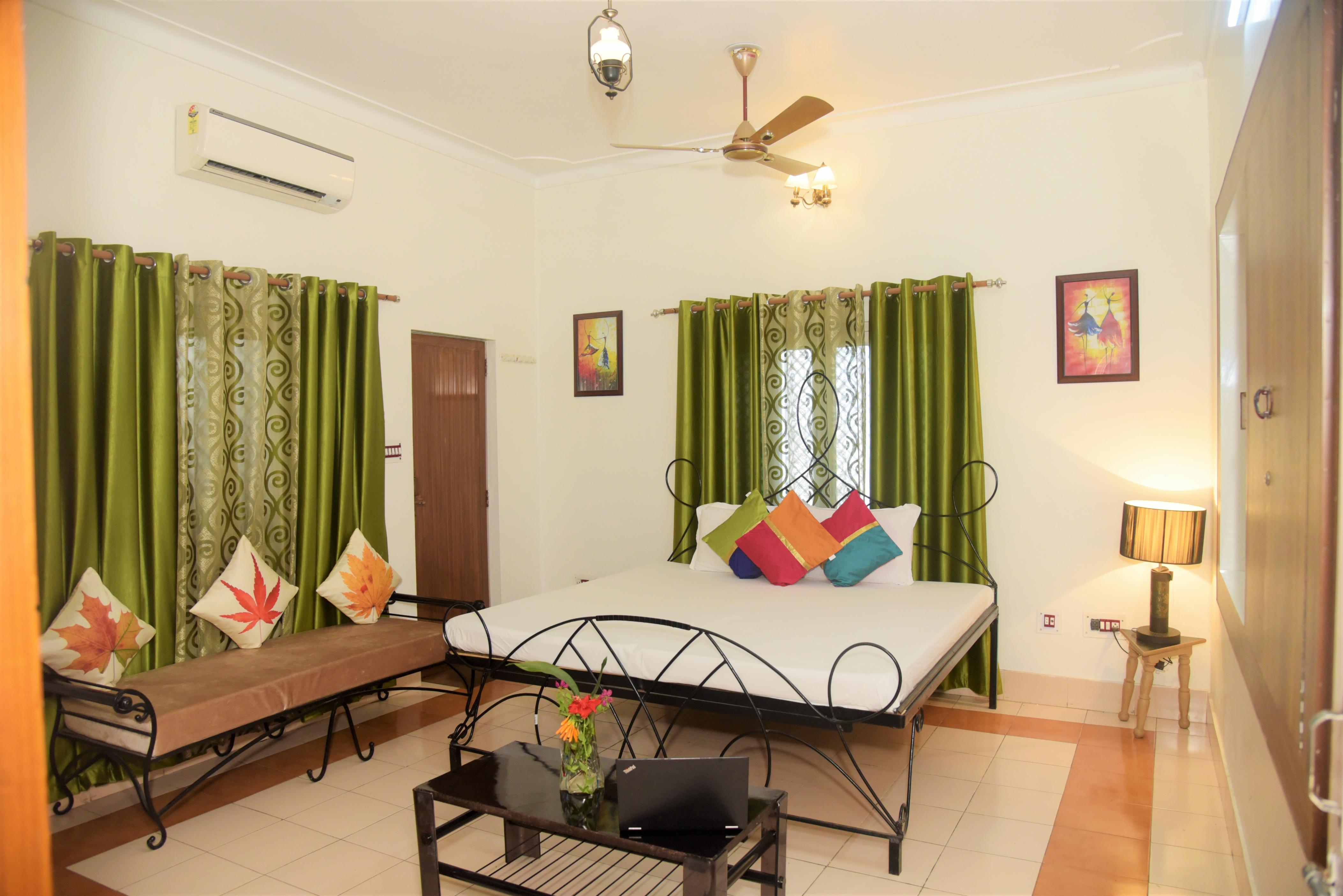 Ixora Villa | Rooms & Caretaker - Tap to explore photos