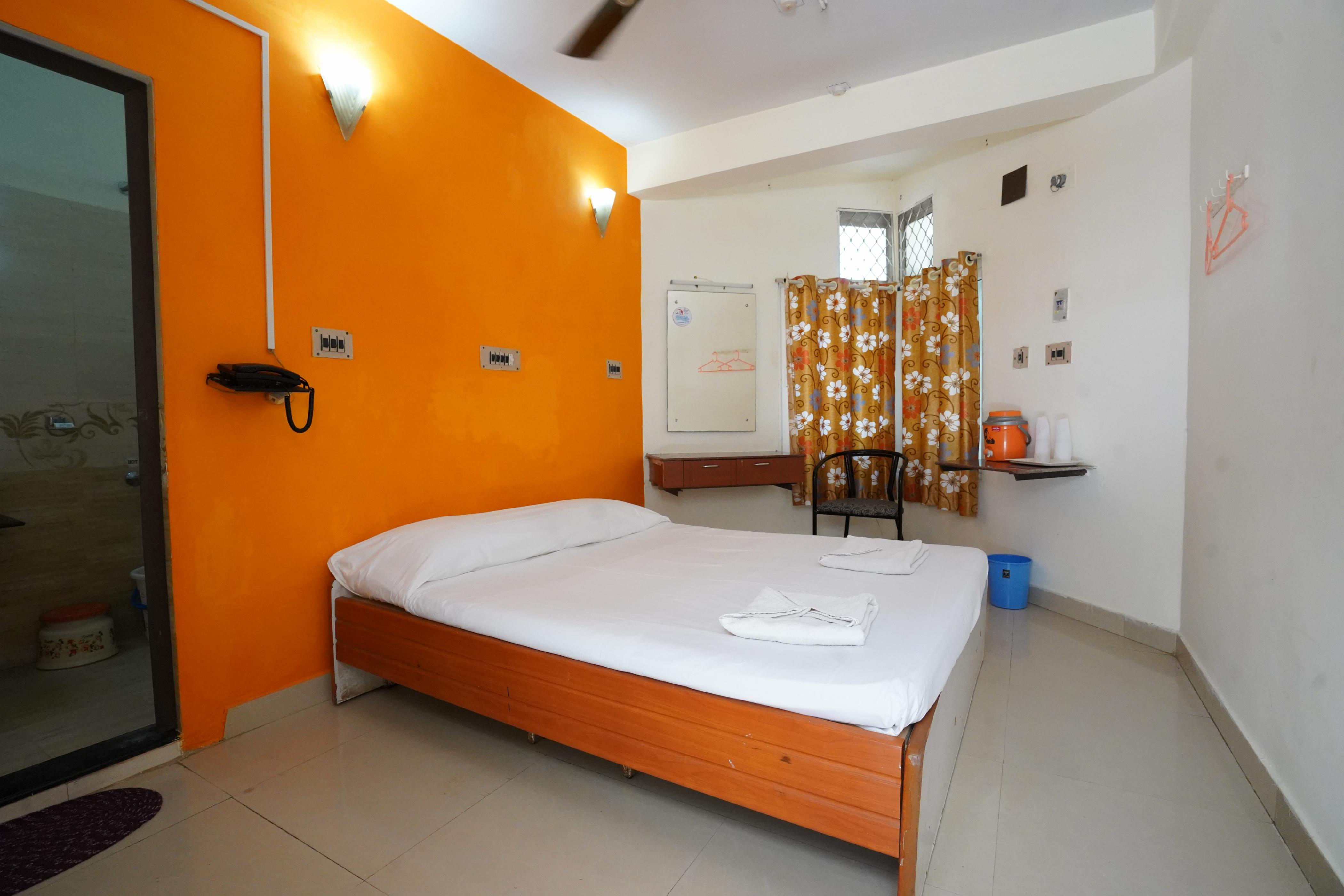 Hotel TamilNadu - Rameswaram Room Type - Mini Double Room Non Ac