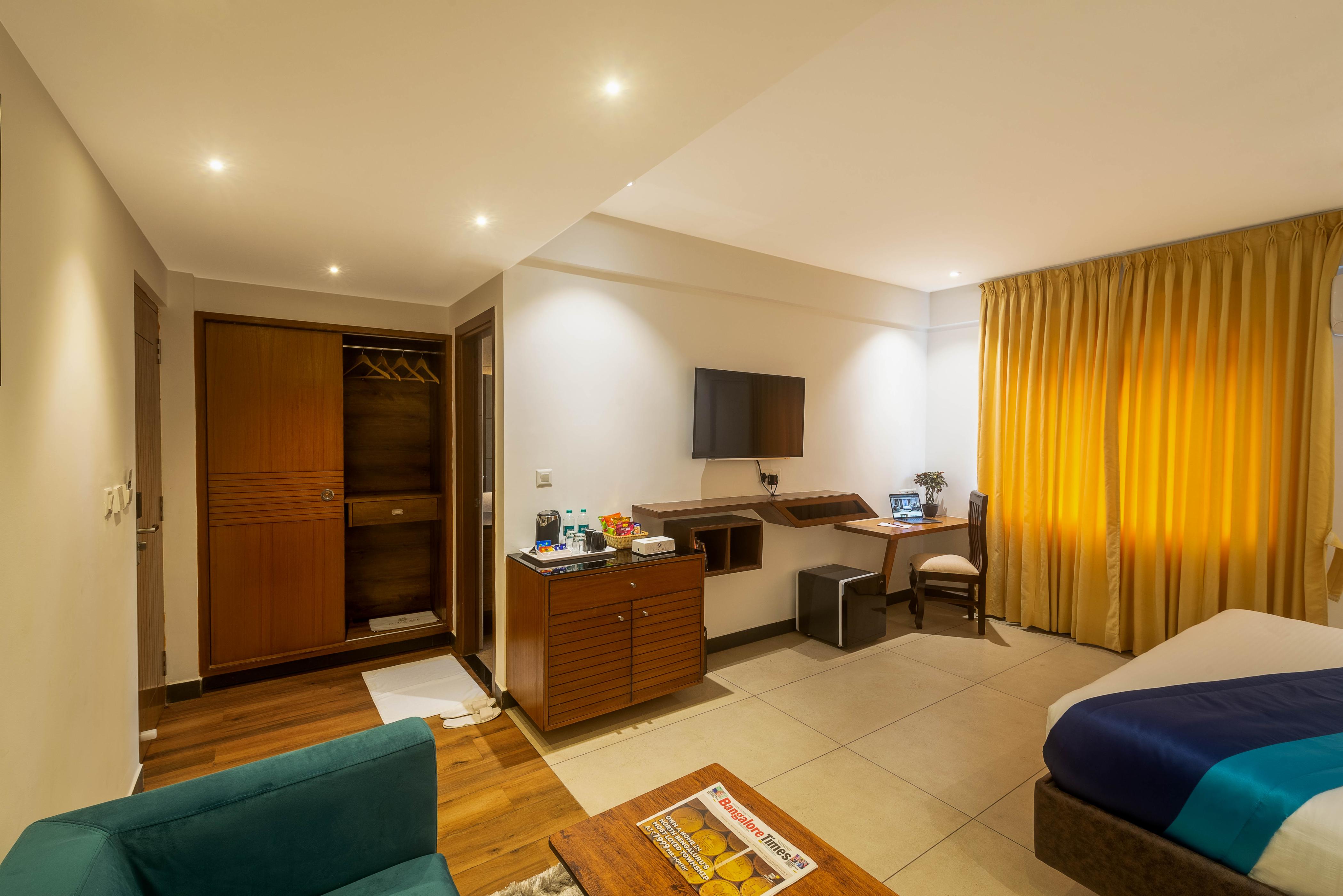 Royal Ace Boutique Hotel - Yelahanka - Tap to explore photos