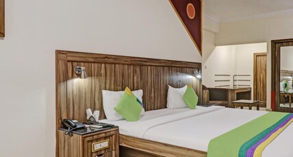 Treebo Komfort Suites, 3 Km From Mysore Palace Room Type - Deluxe Family Room