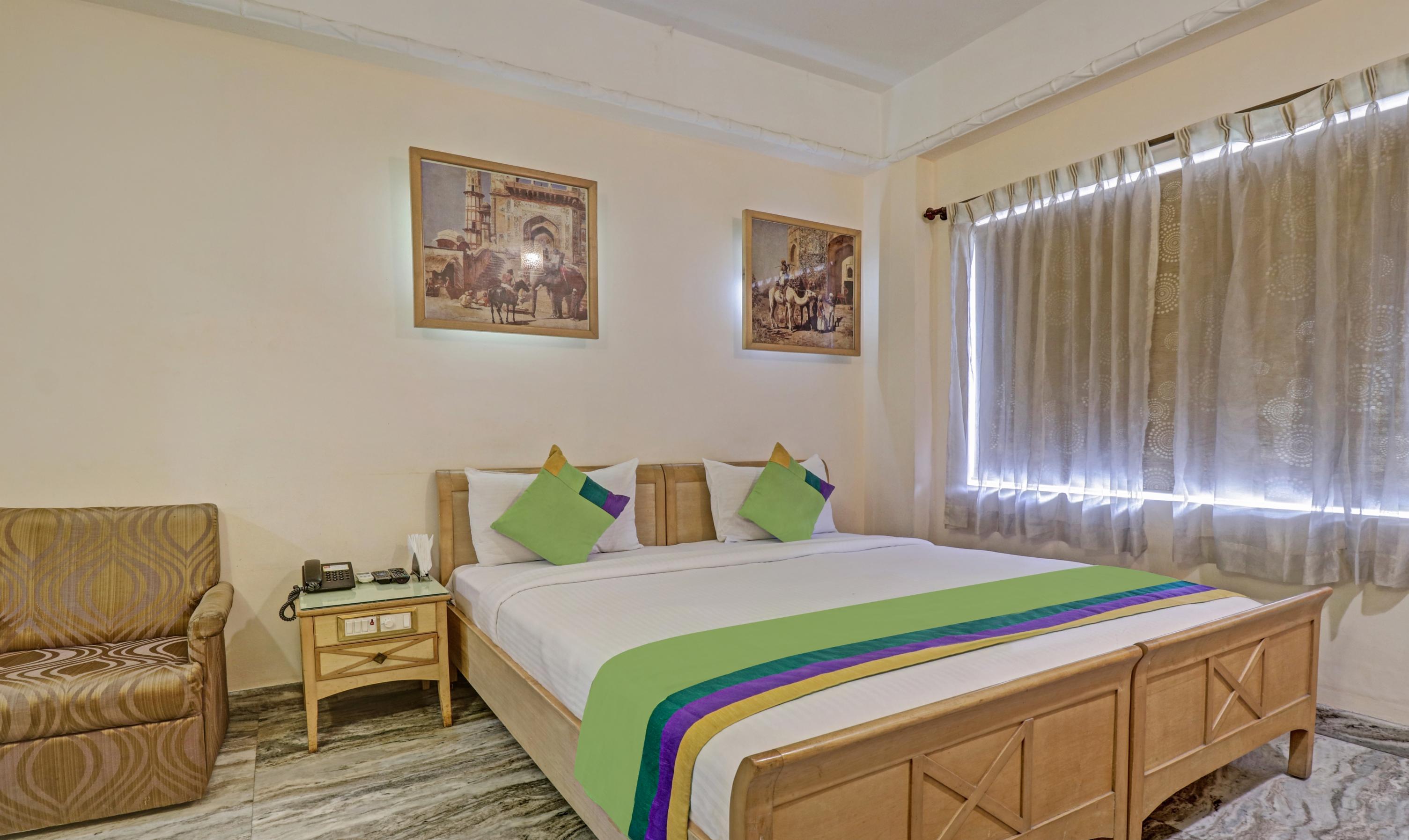 Treebo Komfort Suites, 3 Km From Mysore Palace Room Type - Standard Room