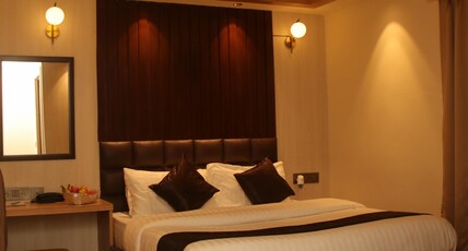 The Lake Hotel Room Type - Premium Room With Free Wi-Fi
