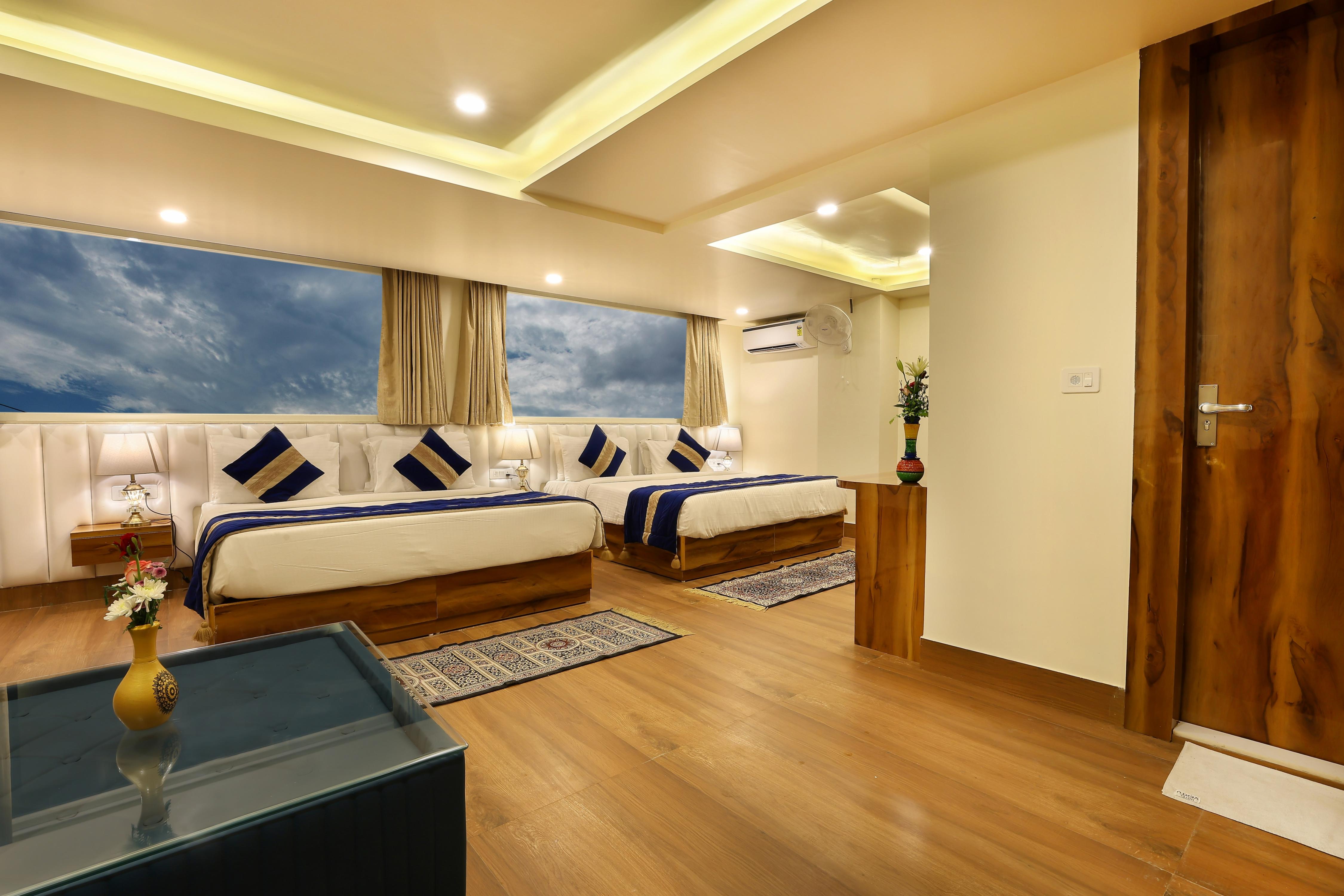 Hotel The View - Tap to explore photos