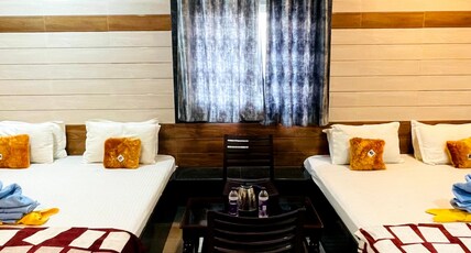 HOTEL UDAY RESIDENCY Room Type - FOUR BED FAMILY PREMIUM NON AC
