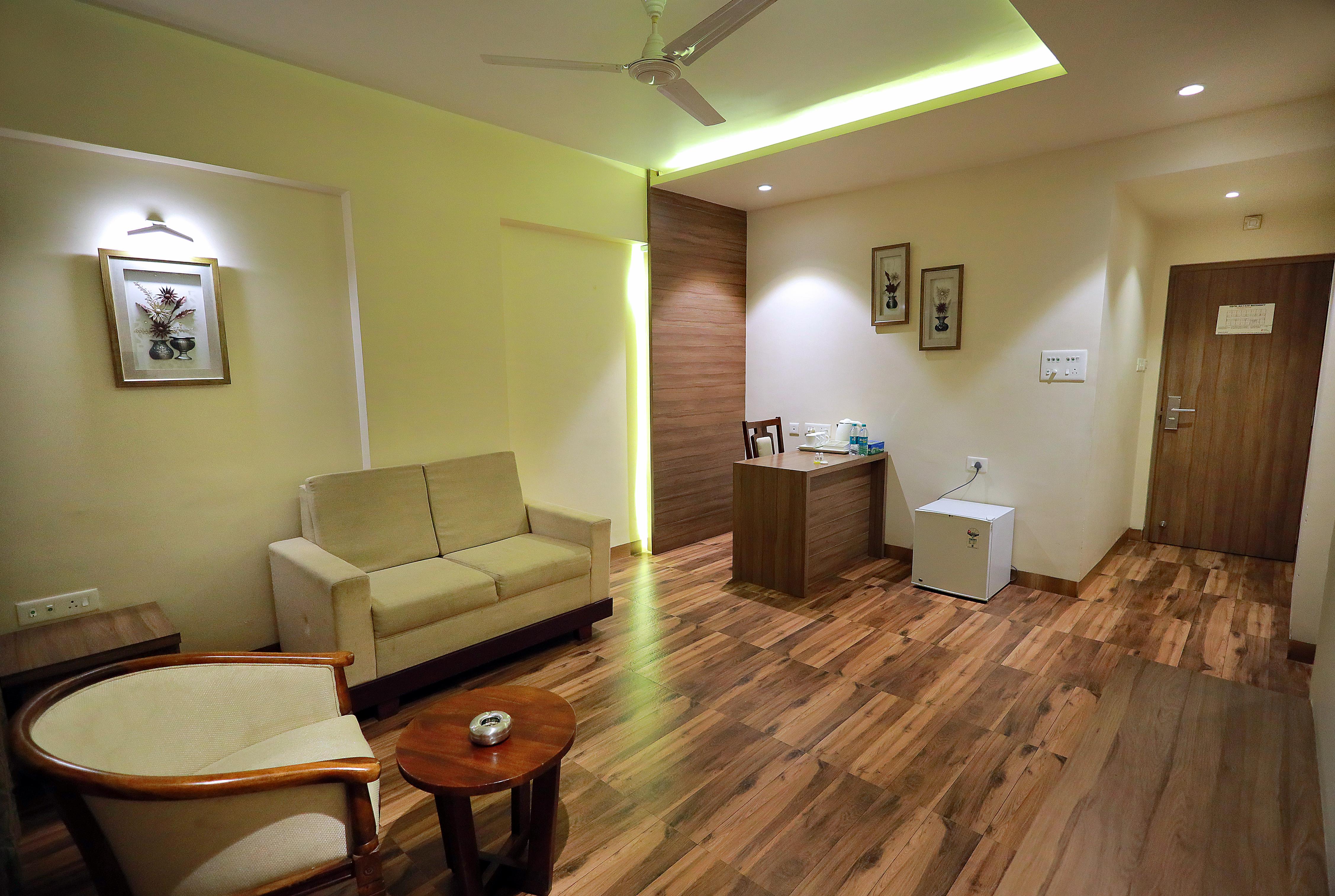 NAYATH RESIDENCY - Tap to explore photos