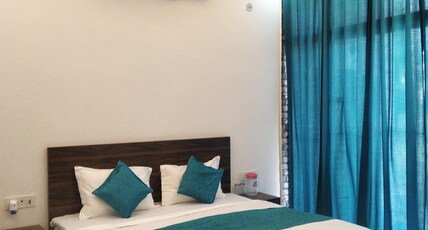 Hotel NV Palace Room Type - Deluxe Room