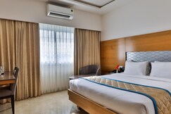 Hotel VBR Grand Inn