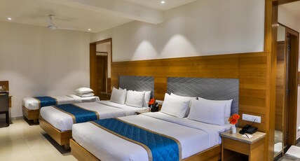 Hotel VBR Grand Inn Room Type - Family Room