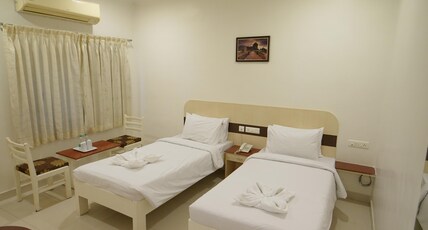 Hotel Palmyra Grand Inn, Room Type - EXECUTIVE DOUBLE OR TWIN Hotel Palmyra Grand Inn, Room Type - EXECUTIVE DOUBLE OR TWIN