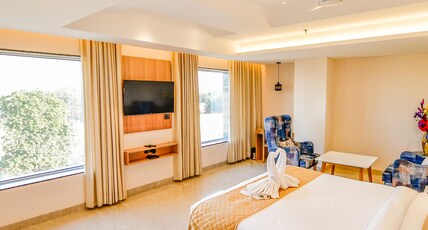 Hotel Palash Regency Room Type - Suite Room