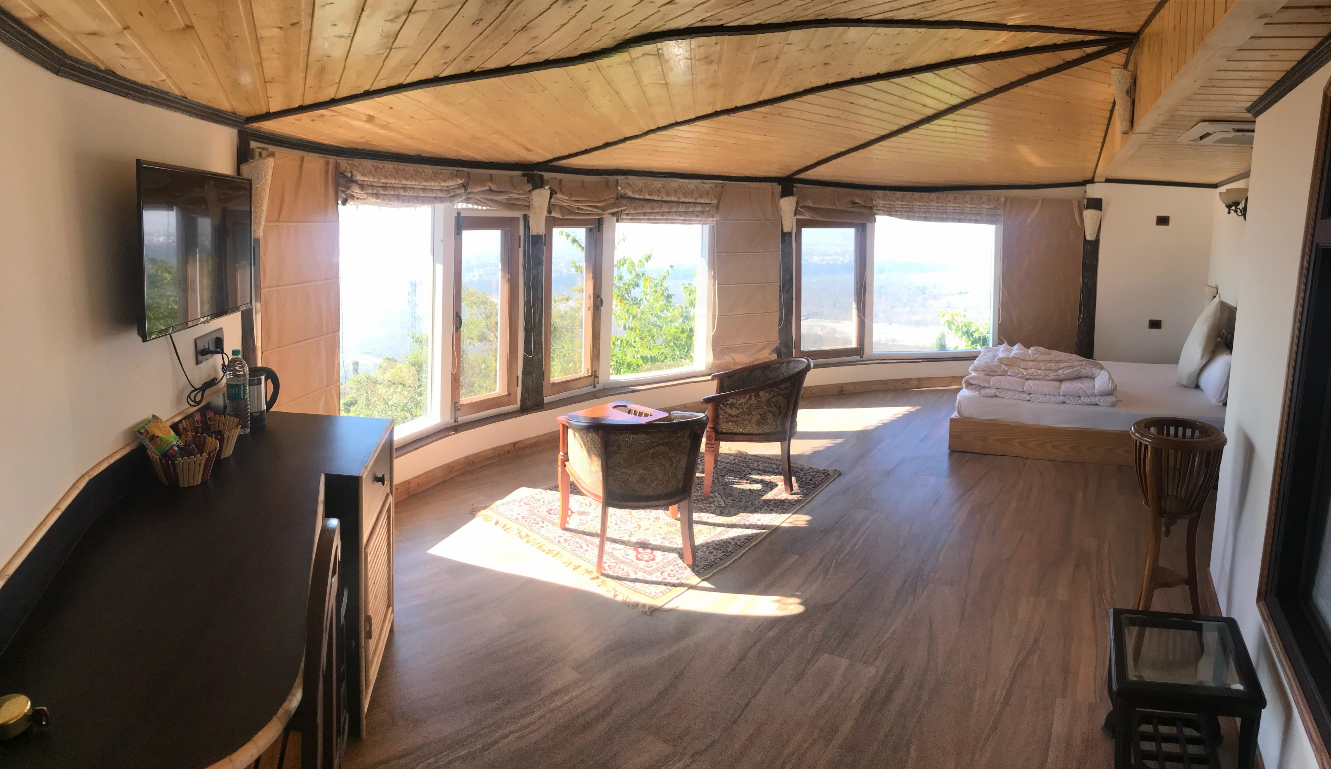 Chateau de Tatli - Tap to explore photos