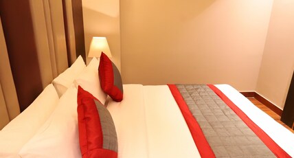 Hotel Magic Tree @ New Delhi Room Type - Deluxe Room with AC