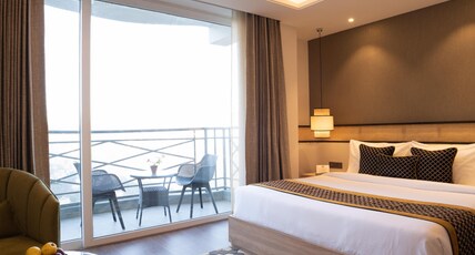 Snow Valley Heights (Centrally Heated) Room Type - Panoramic Room(Balcony with View on 3rd or 4th floor ) Snow Valley Heights (Centrally Heated) Room Type - Panoramic Room(Balcony with View on 3rd or 4th floor )