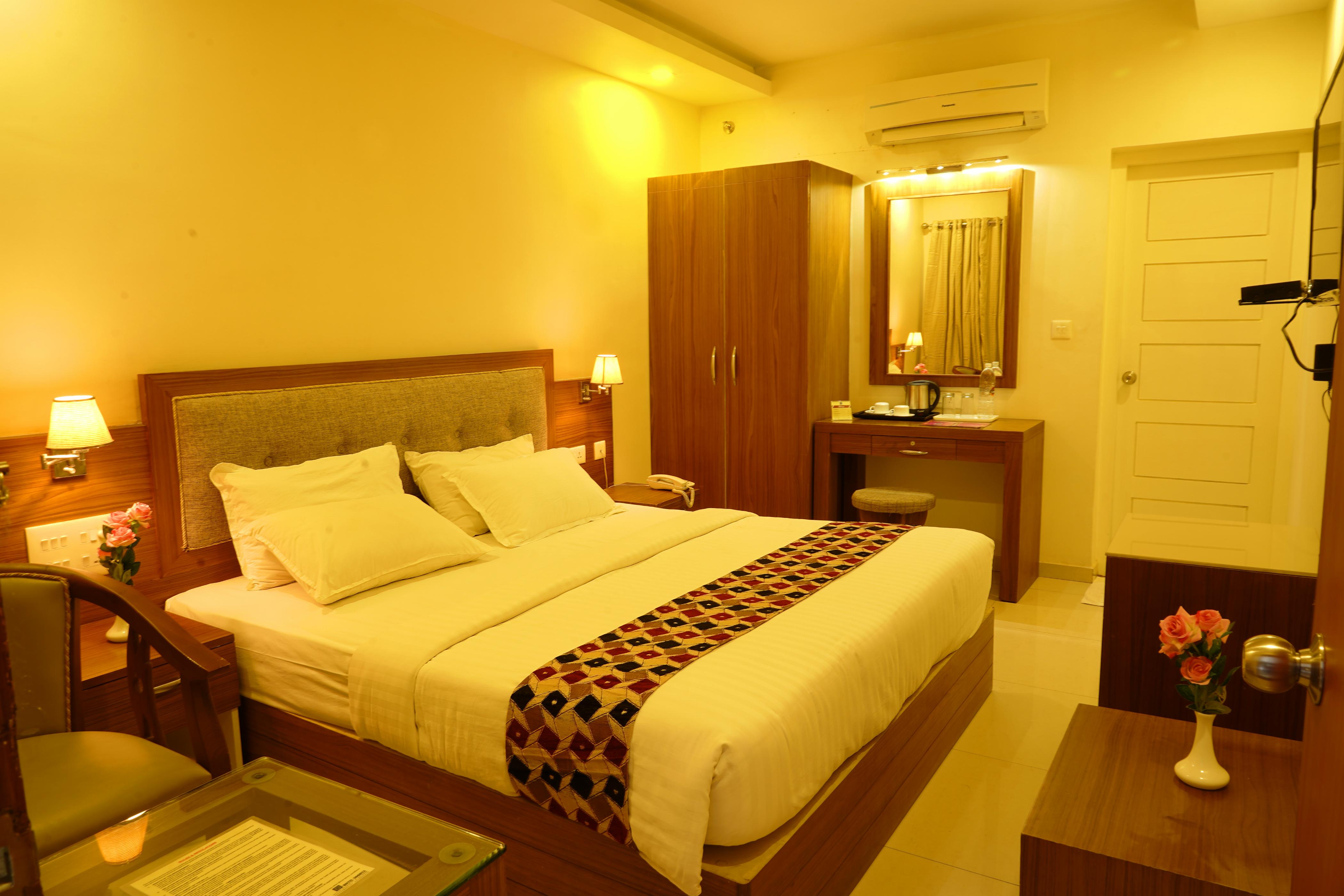 Hotel Soorya Room Type - Deluxe Double AC
