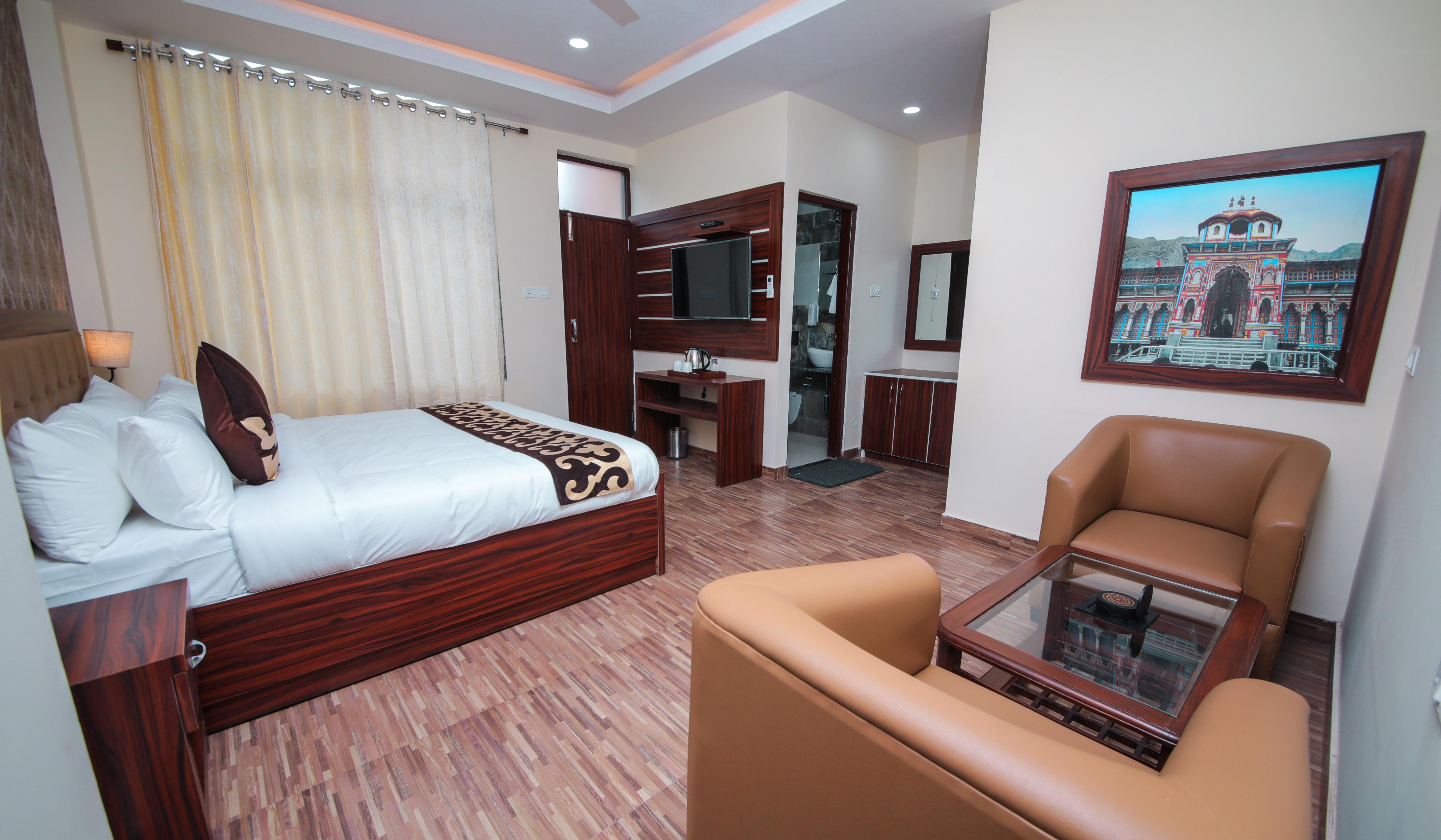 Social Palace Room Type - Deluxe Room With Balcony
