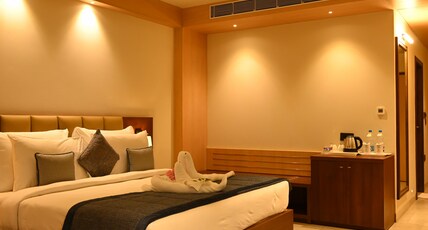 Hotel Pahadi Room Type - Executive Room