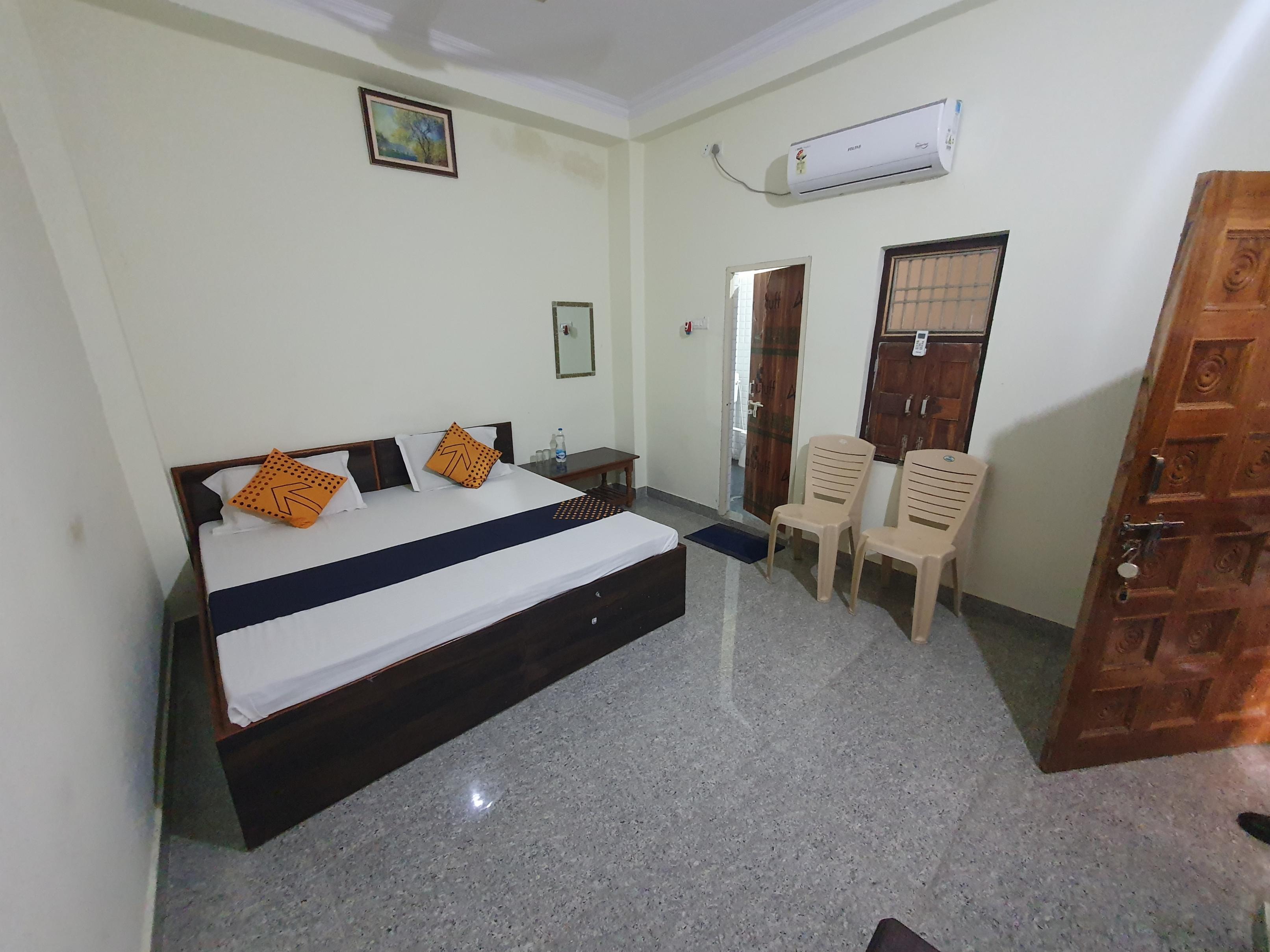 Hotel Sudama palace & Restaurant Room Type - Super Deluxe Ac Room
