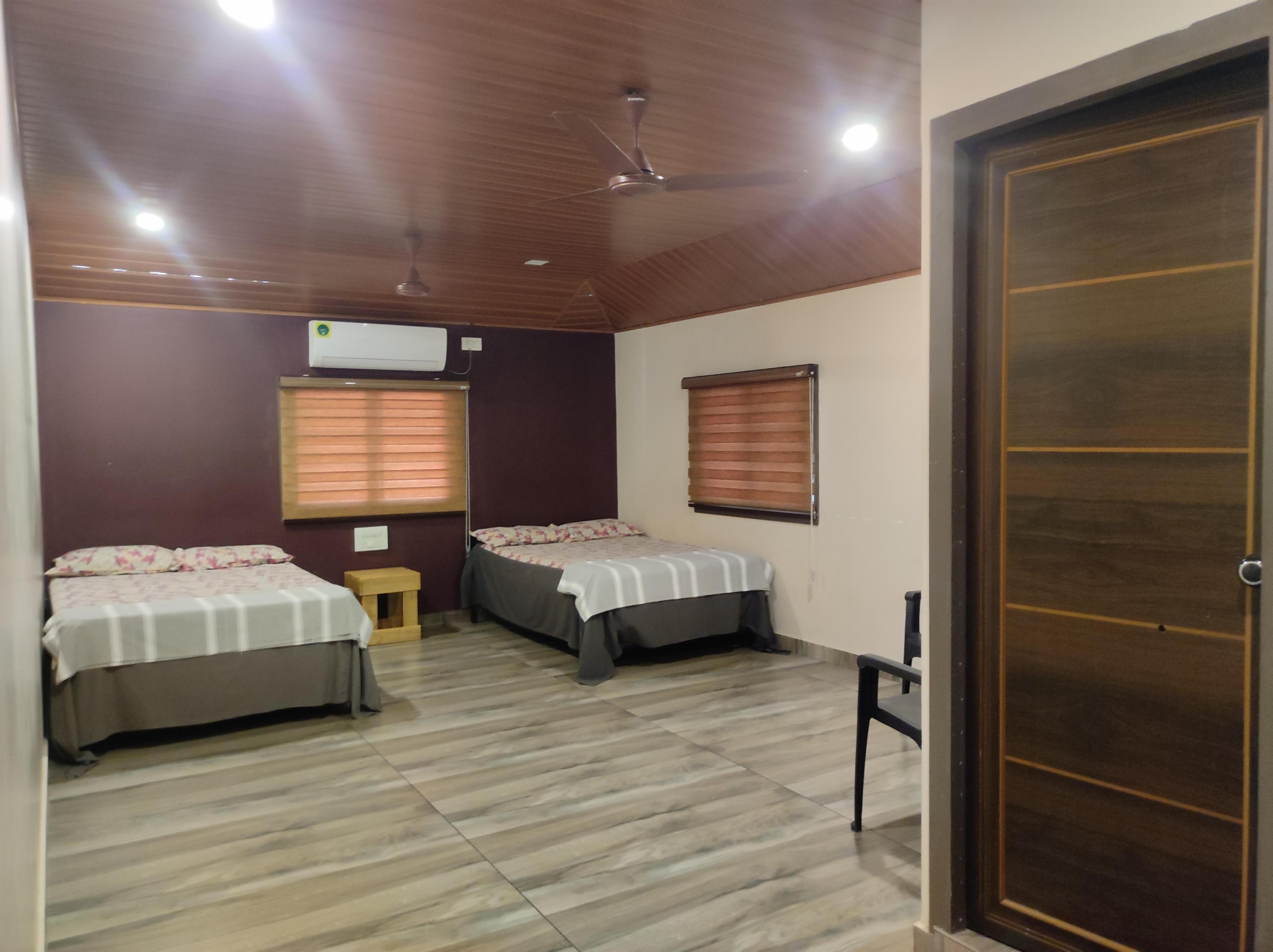 Pamba pool cottage & rooms Room Type - Family Room