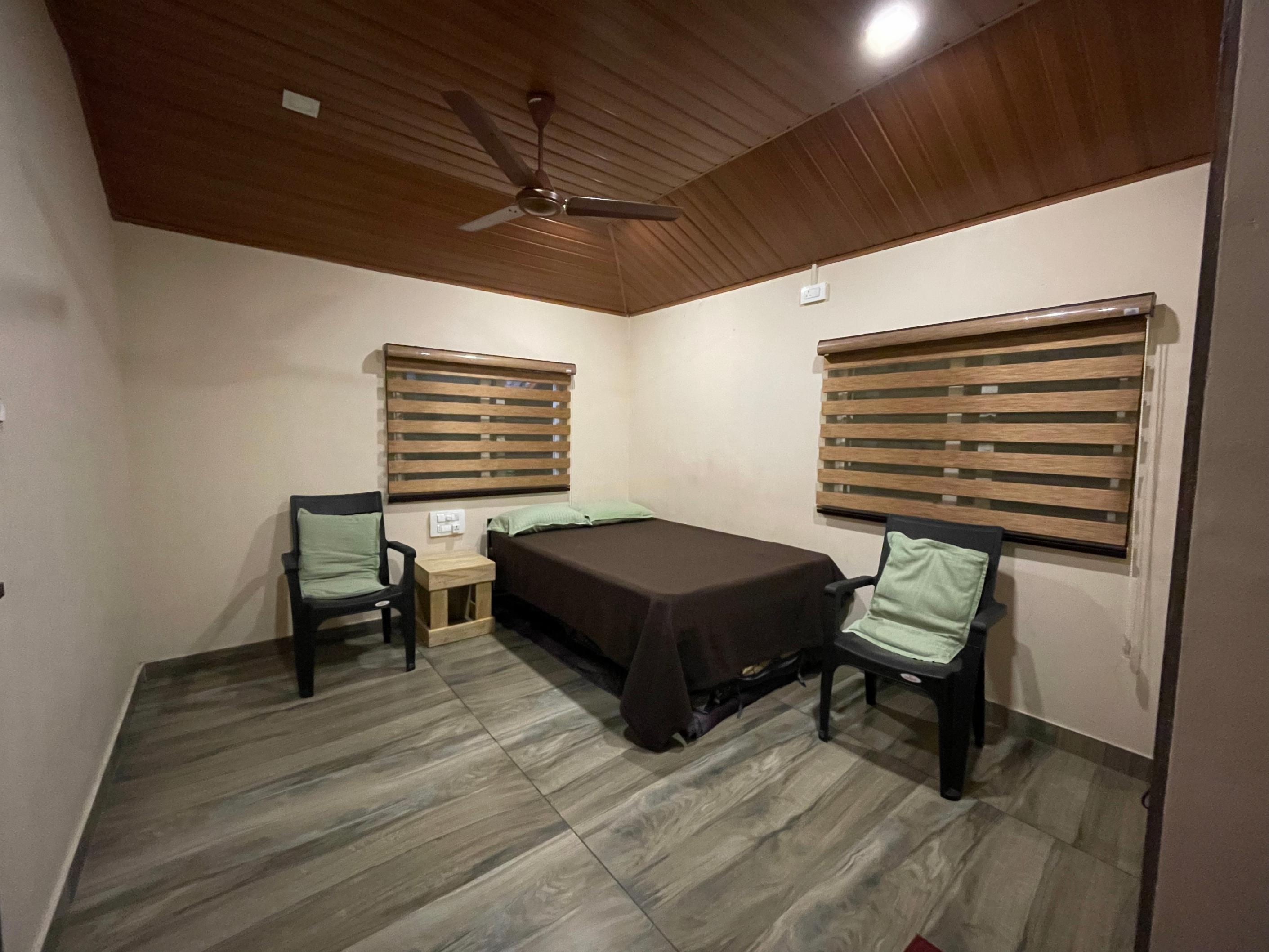 Pamba pool cottage & rooms Room Type - Double Room 