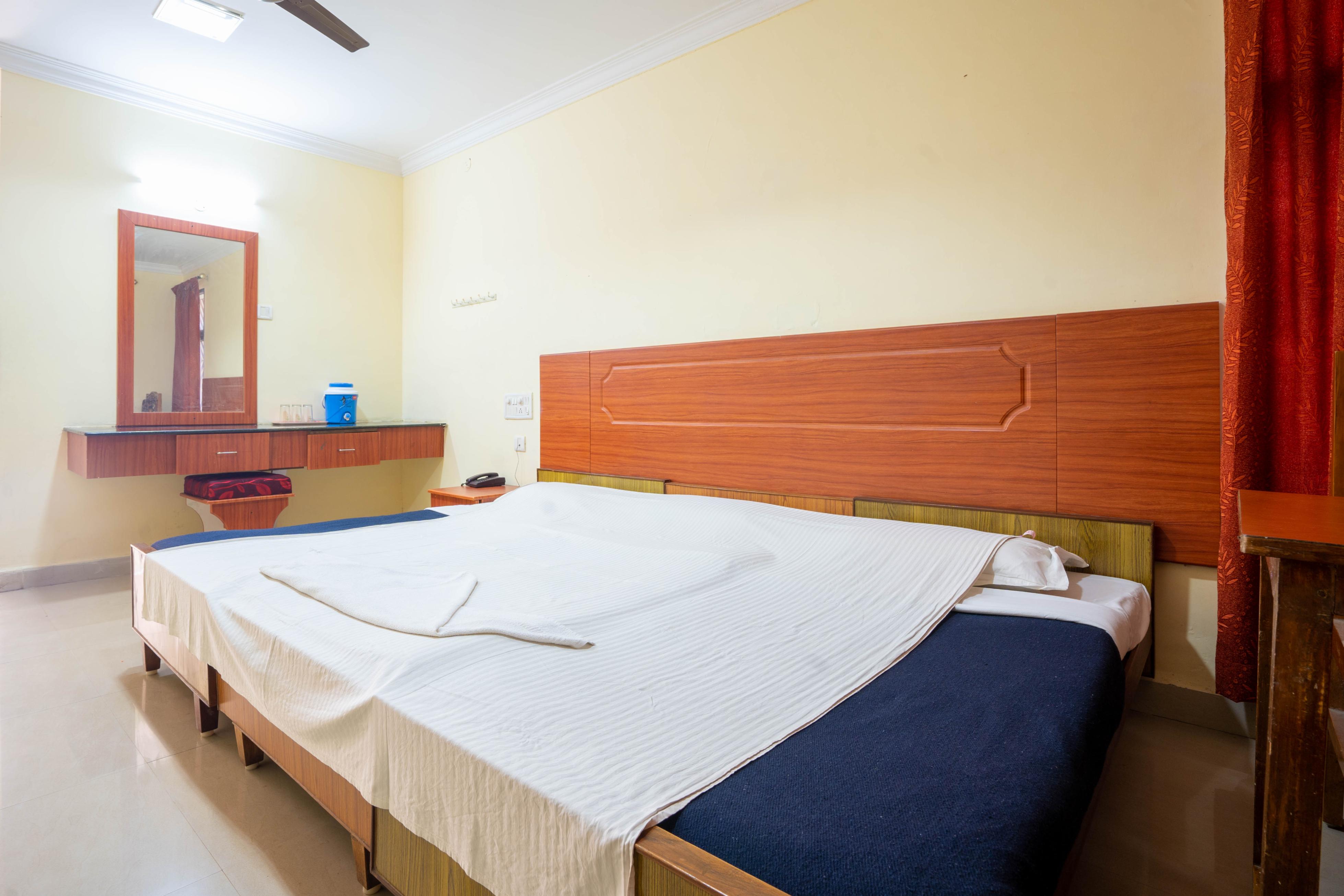 TTDC Hotel Tamilnadu, Courtrallam - II - Tap to explore photos