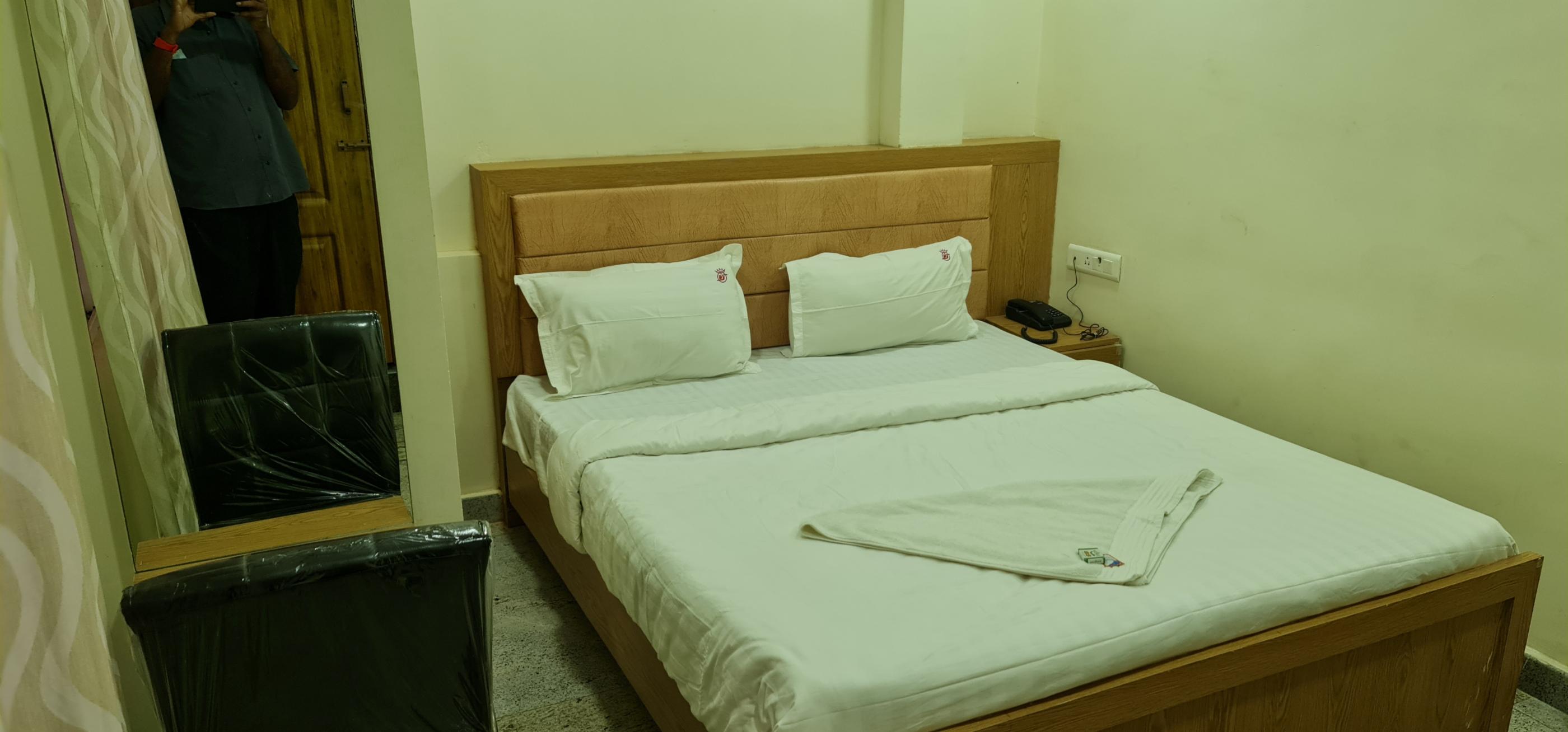 Vijay Shree inn Room Type - Deluxe Room