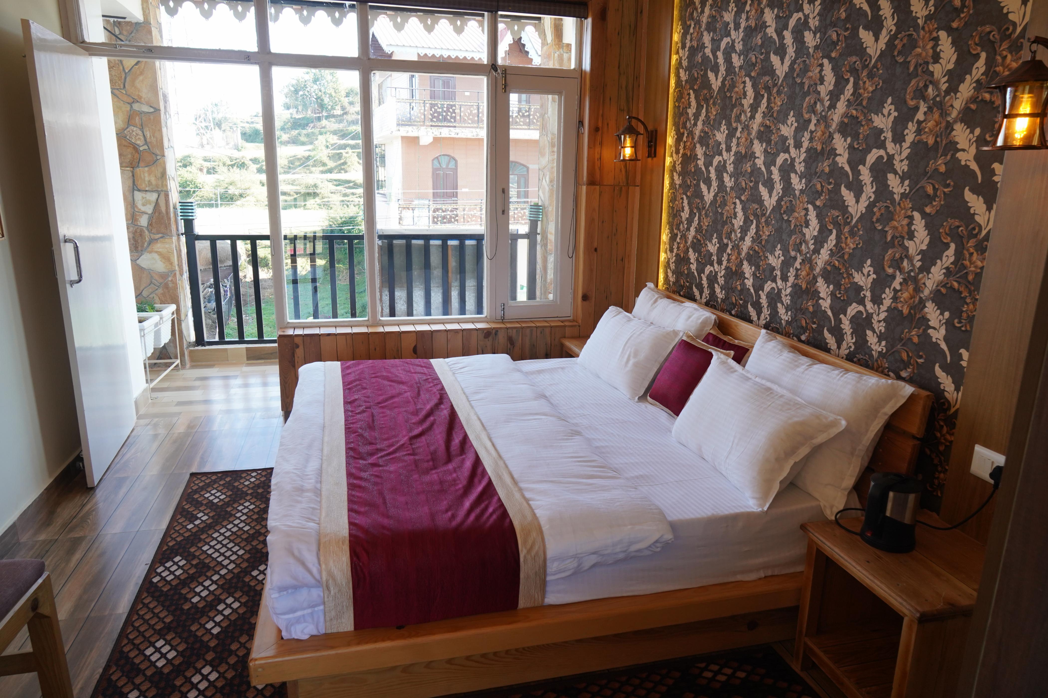 Hotel Dev Chhaya - Tap to explore photos