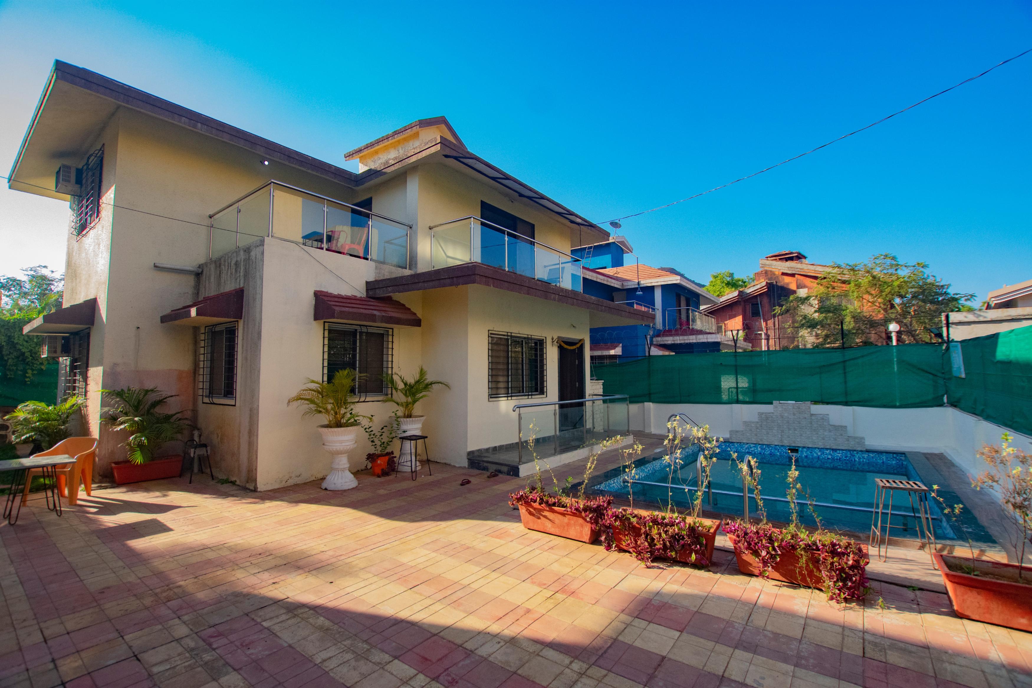 Ivy GoldenHill Villa 3 BHK with Outdoor Pool Lonavala