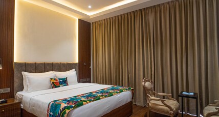 AURA BOUTIQUE HOTEL Room Type - Premium City view Room