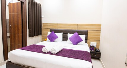 Perfectstayz Value Dwarkesh near Haridwar Railway Station Room Type - Deluxe Room last 3 rooms available