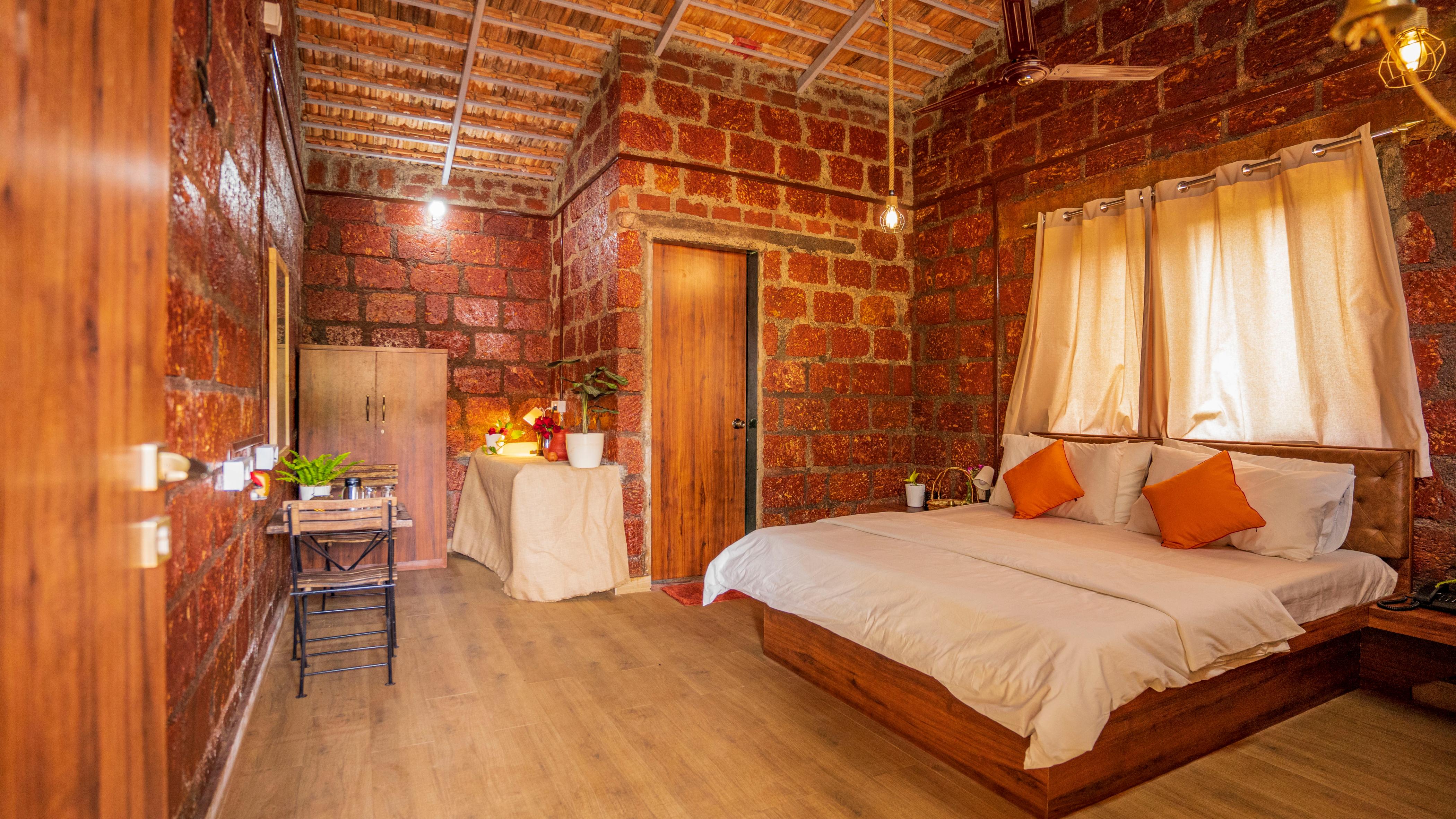SpicyMango Saveda Farm & Cottages Room Type - EcoCozy Cottage Room