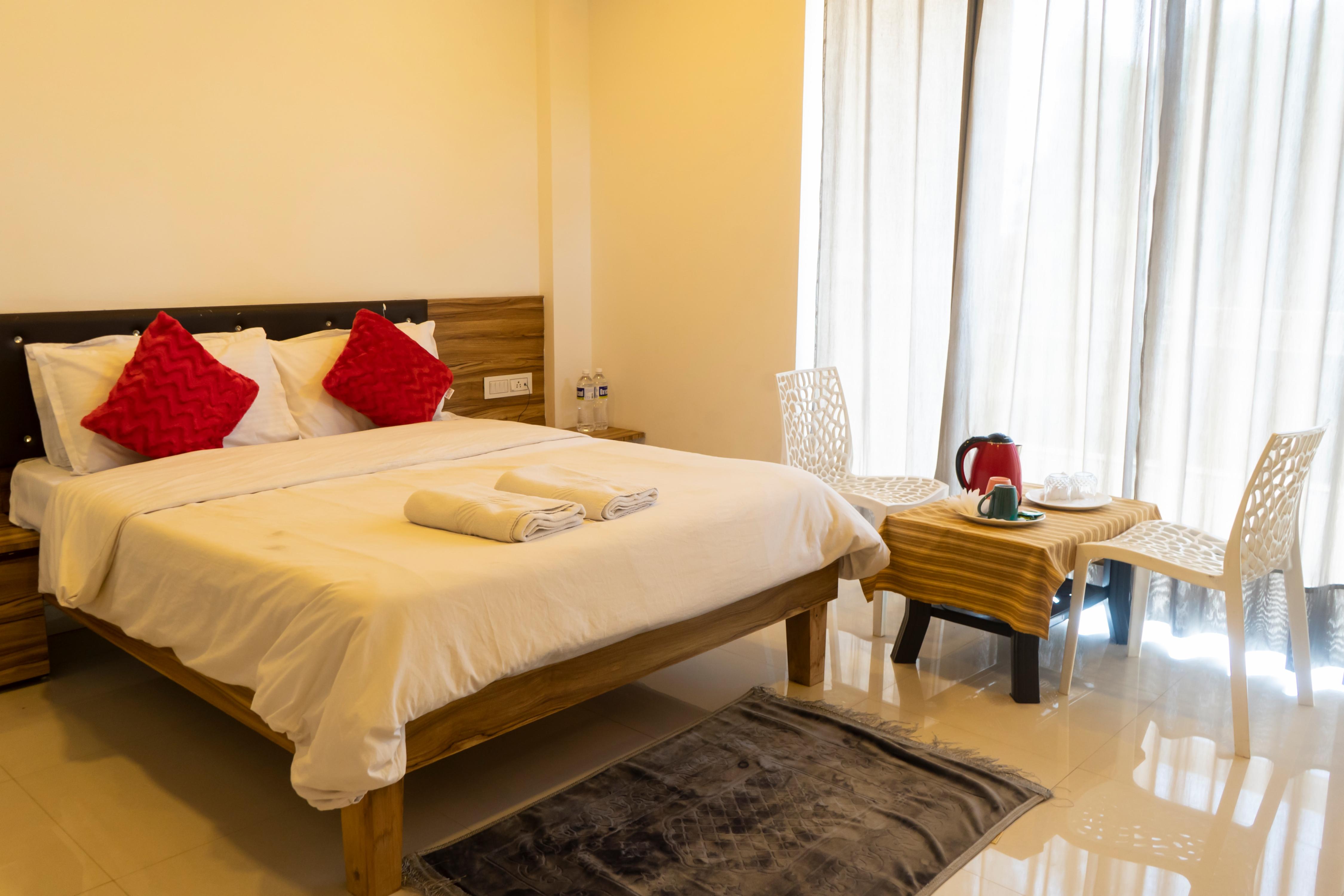 TH HIGHLAND MIST Room Type - Deluxe Room