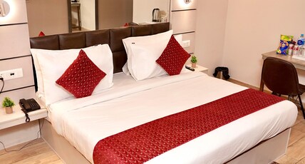 Hotel Royal Saffron by Majesta Stays Room Type - Deluxe room With Smart TV Hotel Royal Saffron by Majesta Stays Room Type - Deluxe room With Smart TV
