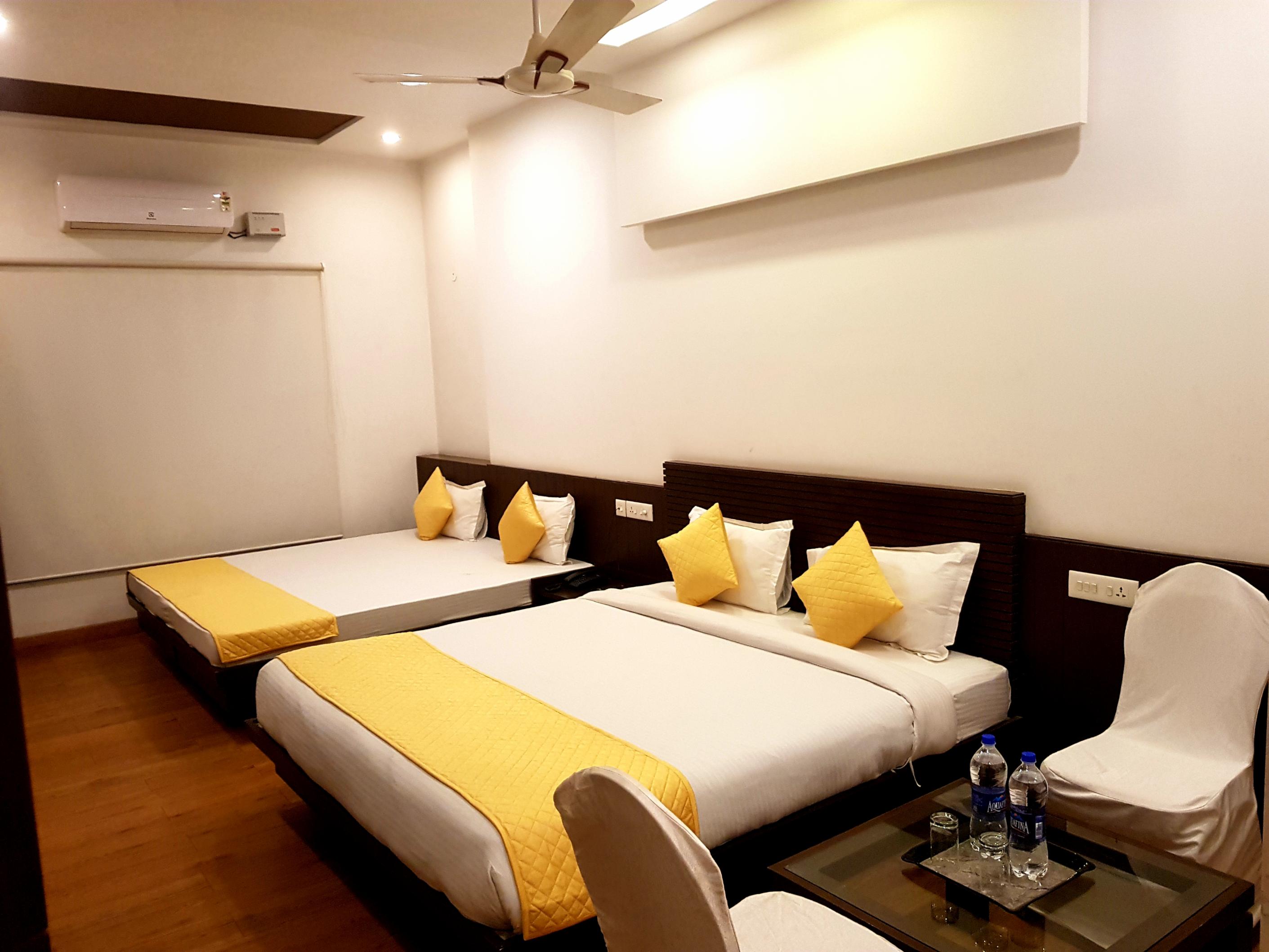Hotel Vasudha Palace Room Type - Deluxe Family Double