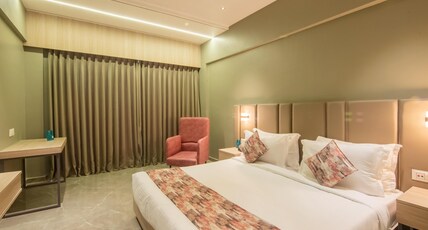 PINEWOOD RESORT Room Type - Forest View Room