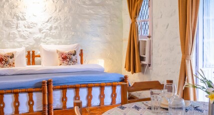 House of Hives Room Type - Firangipani Suite