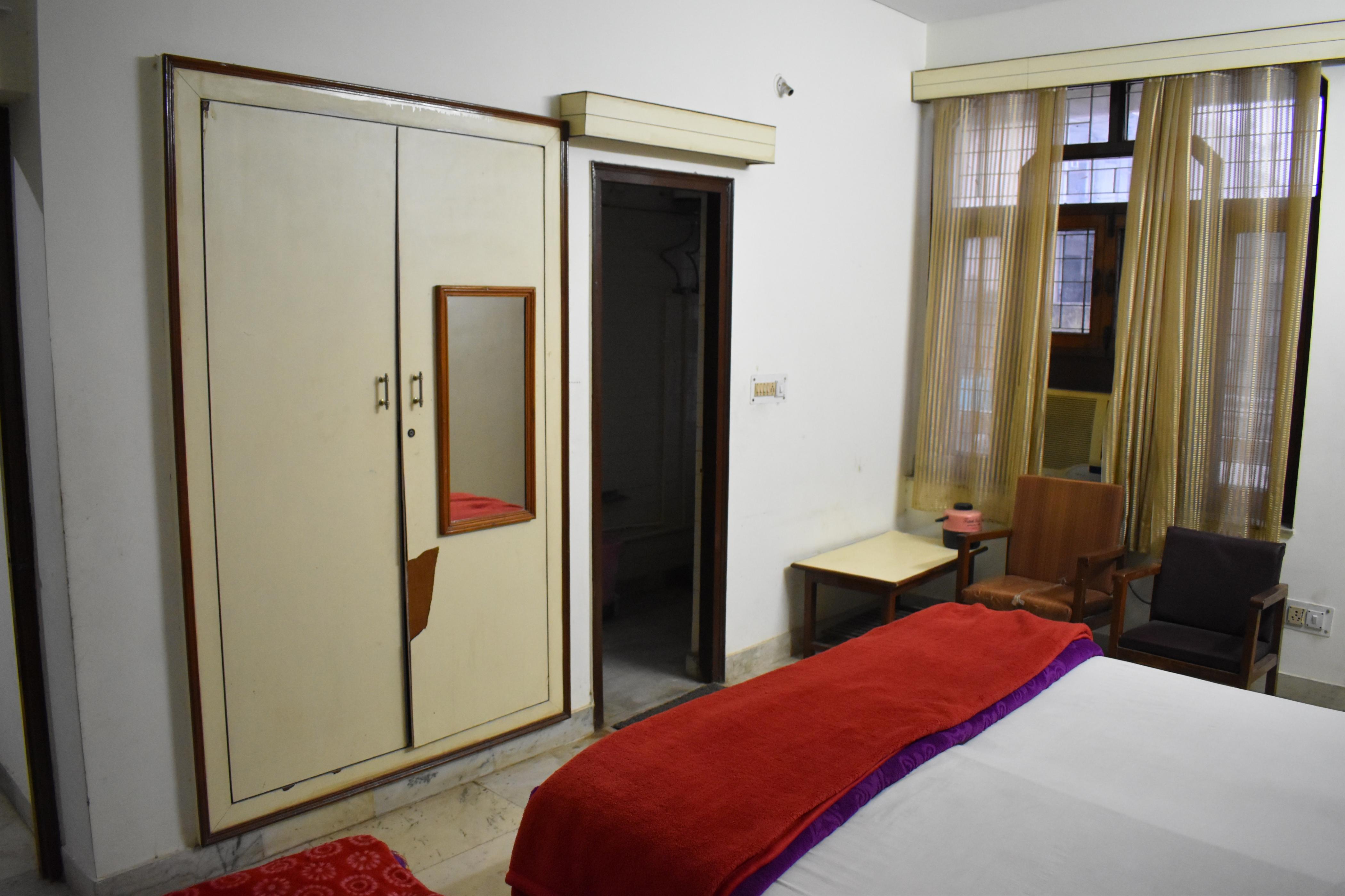 Hotel Omaxe Krishna Aavas - Tap to explore photos