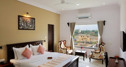 Revaas Lake View Boutique Hotel Room Type - Heritage Double l Free Pick Up (Train Or Bus Station - 8AM-8PM) l Welcome Drink l Food Discount Revaas Lake View Boutique Hotel Room Type - Heritage Double l Free Pick Up (Train Or Bus Station - 8AM-8PM) l Welcome Drink l Food Discount