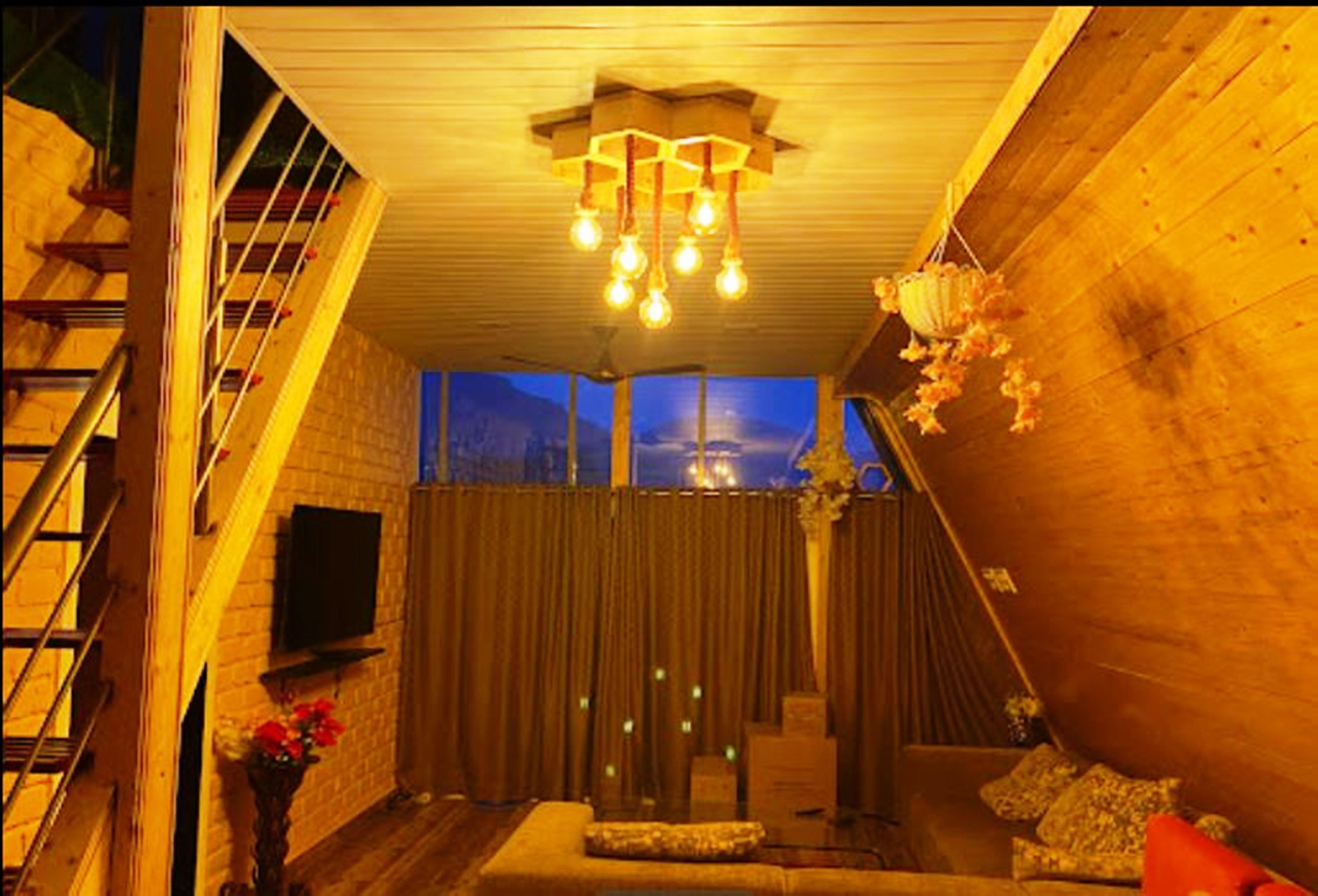 Dinosaur Resort Villa 3BHK with AC - Tap to explore photos