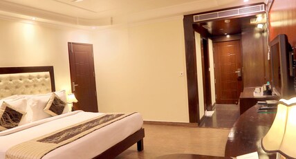 The Fern Residency Haridwar Room Type - Winter Green Room