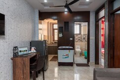 (TF) Cozy Flats Bnb 2 BHK Flat, Near Airport Delhi