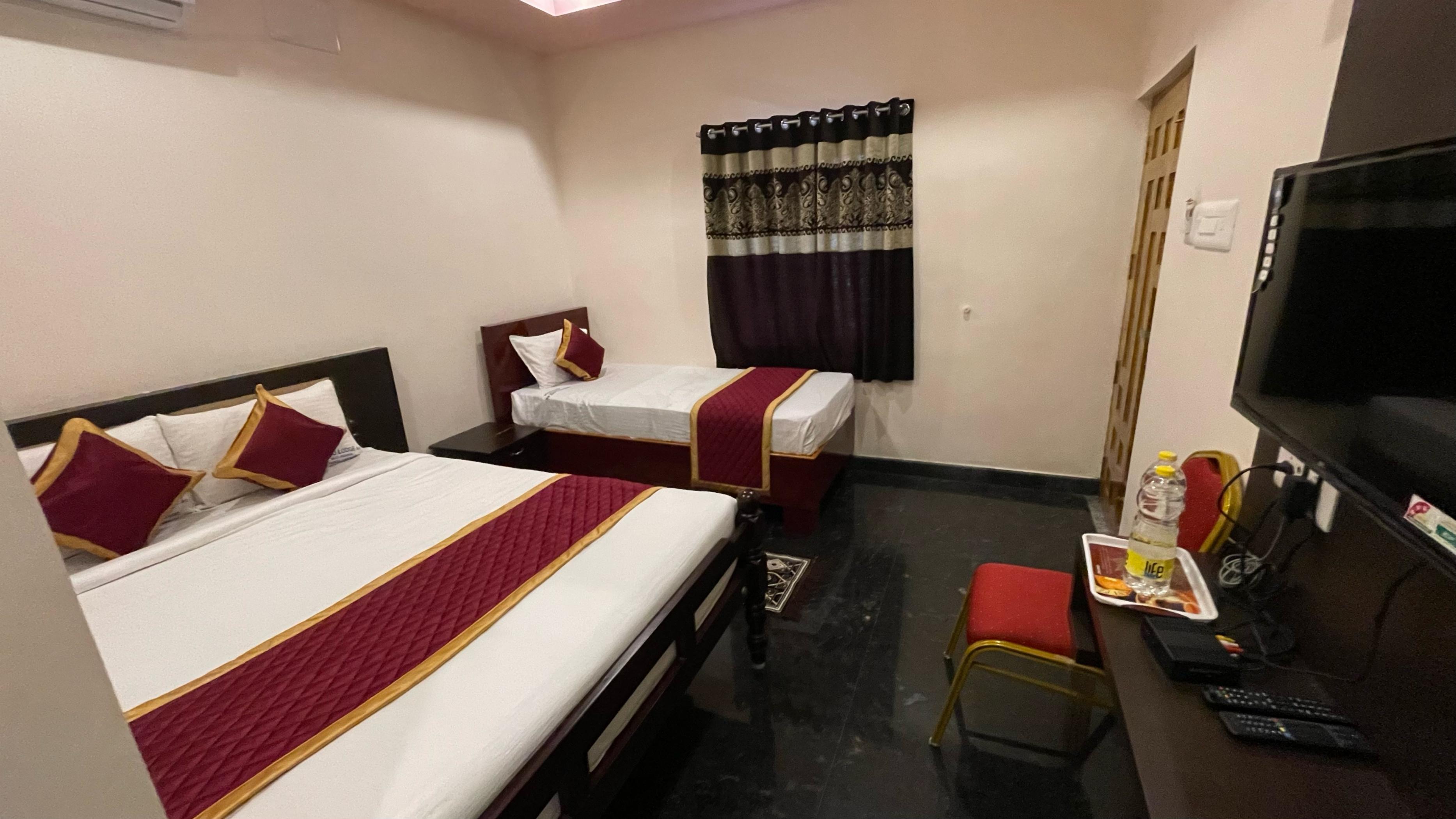Hotel Muthu A/C - Tap to explore photos